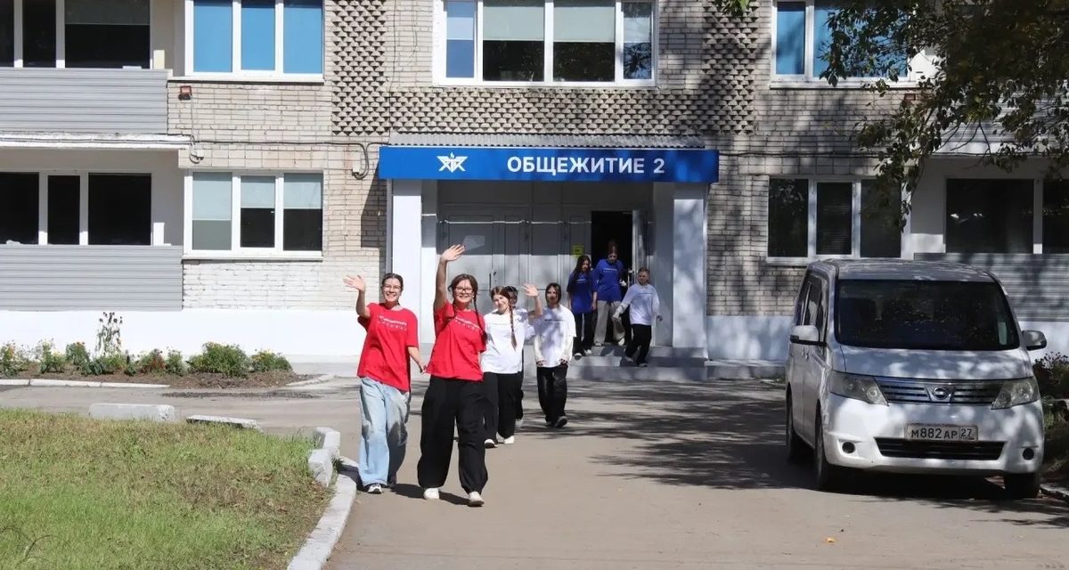 200 студентов в Хабаровске заселились в общежитие, где не было ремонта почти 49 лет